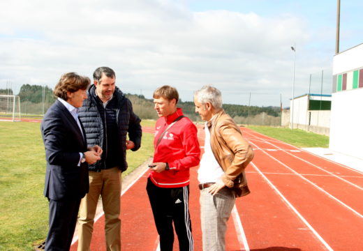 As pistas de atletismo en Ordes contarán cunha gaiola de lanzamento