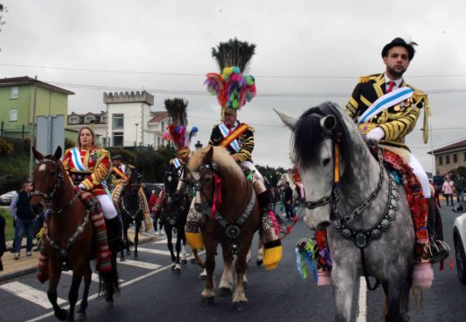 Miles de persoas desafían a chuvia para asistir á 36 Festa da Filloa de Lestedo