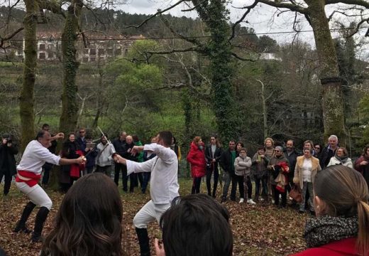 Éxito das dúas visitas teatralizadas a Ponte Ledesma coa asistencia de máis dun cento de persoas