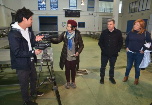 A calidade do percebe de Aguiño e o liderazgo en peixe do día da lonxa de Riveira atraen á maior televisión privada do Xapón