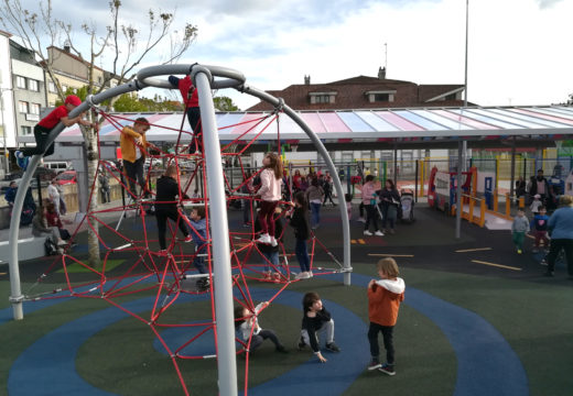 Abre o novo parque infantil cuberto