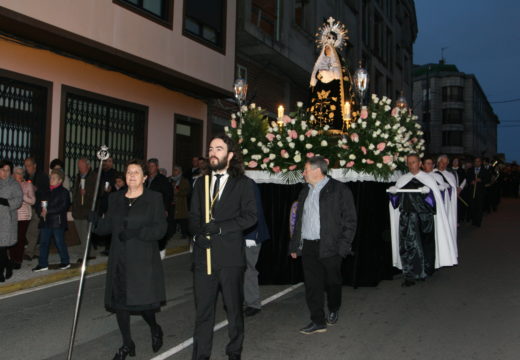 Ordes vive o principal acto da súa Semana Santa coa procesión do Venres Santo