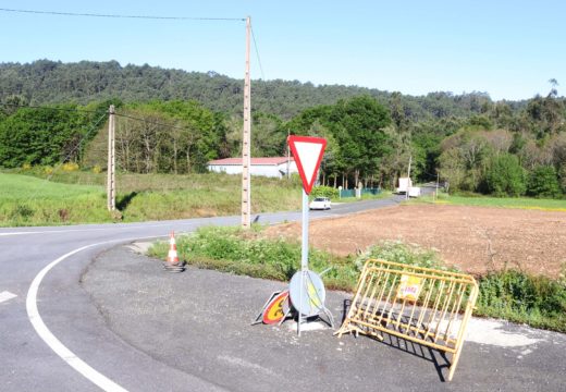 Comezan as obras de ampliación da ponte de Berrimes (Lousame)