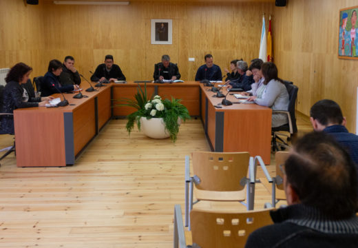 A actual corporación de San Sadurniño despide o mandato cun pleno tranquilo presidido pola unanimidade