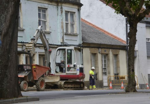 Adxudicada a terceira fase da renovación de beirarrúas na avenida de Ferrol en Riveira