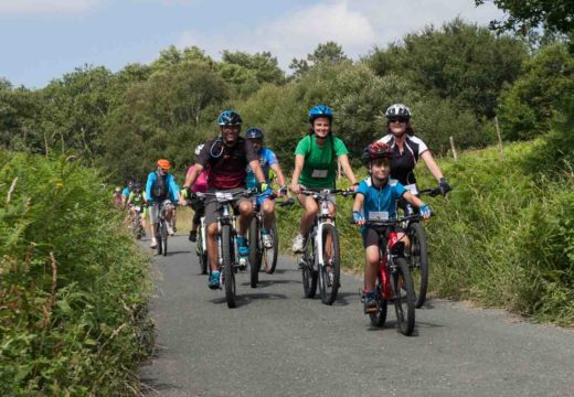 Biela e Chaveta busca darlle novo impulso ao ciclismo en San Sadurniño