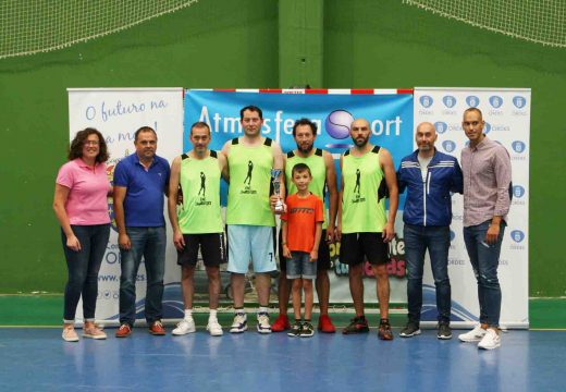 Cen Sabores álzase co trofeo do I Torneo de Básket 3×3