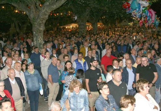 O pobo de Ordes mantén viva a memoria da emigración nas súas festas patronais