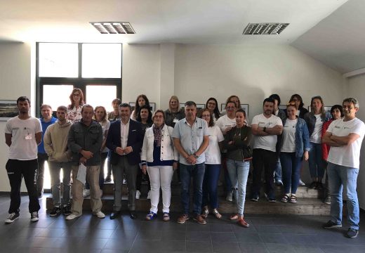 Ovidio Rodeiro clausura o obradoiro de emprego de Muros que formou a 20 alumnos en interpretación e educación ambiental e en atención sanitaria a domicilio