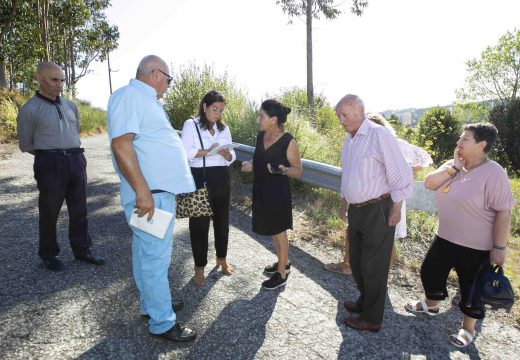 Rey comprométese a mellorar a mobilidade de Mesoiro e Vio