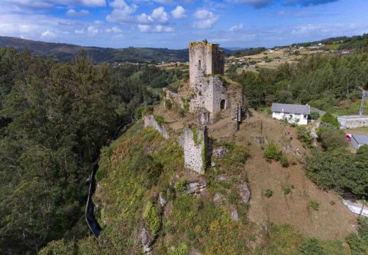 O castelo de Naraío empeza a mostrar de novo a súa mellor cara