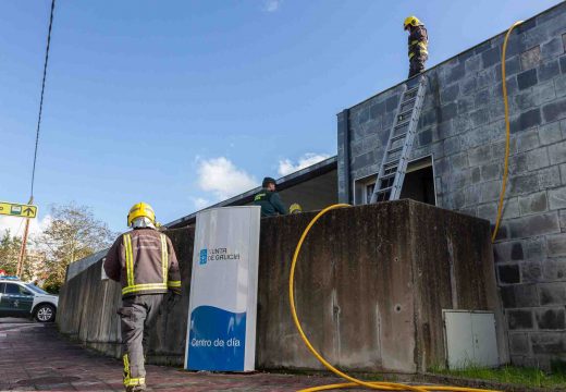 Un conato de incendio obrigou esta tarde a desaloxar o Centro de Día de San Sadurniño