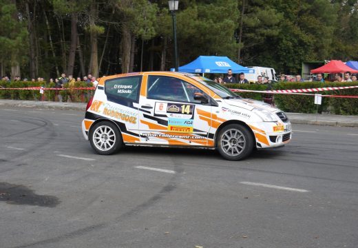 As rúas de Fonte Díaz acollen o próximo sábado o XXI Slalom Concello de Touro no que participarán arredor de 30 pilotos de toda Galicia