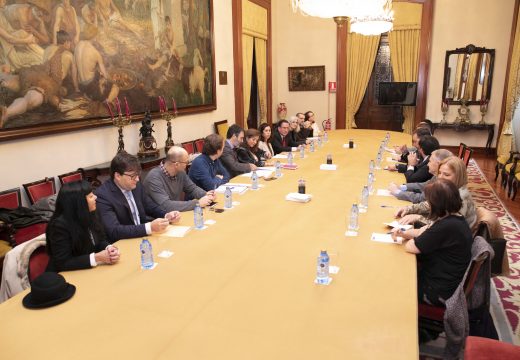 A Mesa polo Desenvolvemento Urbano impulsará a rehabilitación de vivendas e a execución de plans pendentes do PXOM