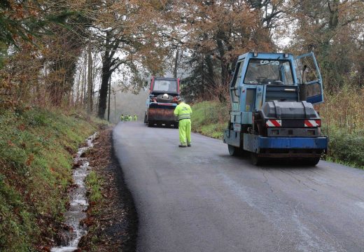 Comezan as obras de mellora do camiño de Queiruga a Escravitude, nas que o Concello de Padrón inviste case 50.000 euros