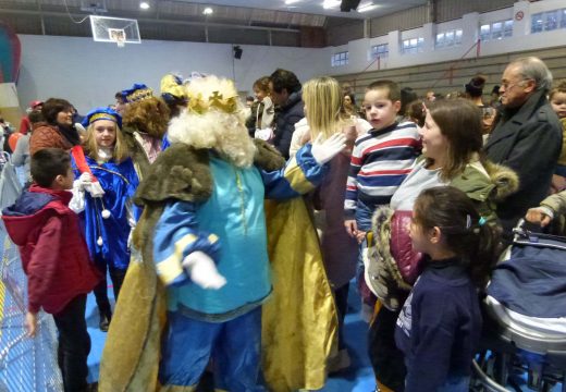 O Concello de Lousame organizará unha Cabalgata de Reis polas parroquias na mañá e unha Festa de Reis na tarde do 5 de xaneiro