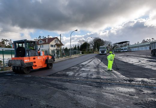 Moeche aproveita o bo tempo para rematar as obras viarias do POS e da AGADER