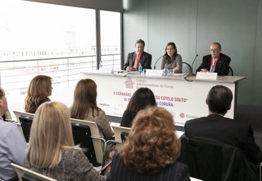 A alcaldesa destaca a necesidade de traballar todos xuntos na construción dunha Coruña “máis viva, amable e accesible”