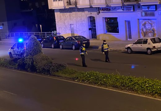 A Policía Local de Fene remitiulle á Delegación do Goberno unha quincena de denuncias por saltar o confinamento