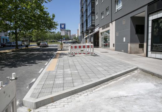 Mobilidade remata as obras que garanten a accesibilidade de todas as paradas de bus de Novo Mesoiro