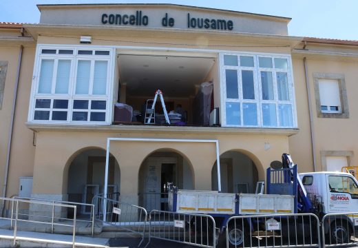 Lousame inviste 17.000 € no cambio das galerías da casa consistorial para mellorar a eficiencia enerxética das instalacións