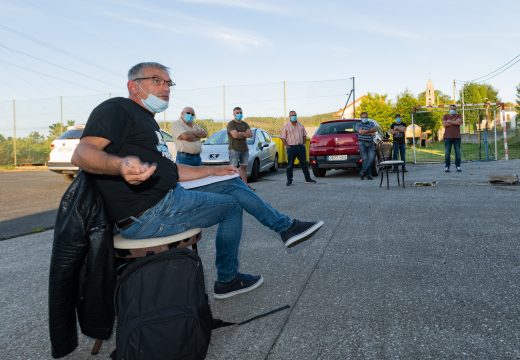 Varias veciñas e veciños de Igrexafeita constituiranse en comunidade para solucionar os problemas de abastecemento de auga