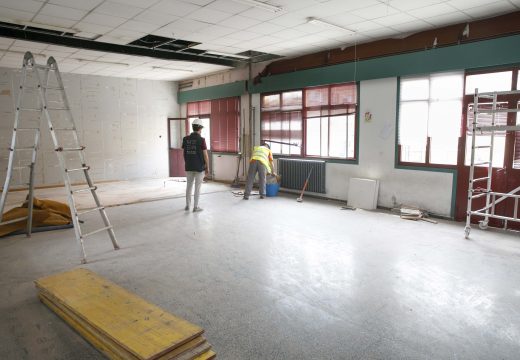 As obras de ampliación do comedor do CEIP Curros Enríquez avanzan segundo o previsto