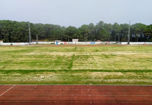 Rematados os traballos de mantemento anuais do céspede natural no campo da Alta