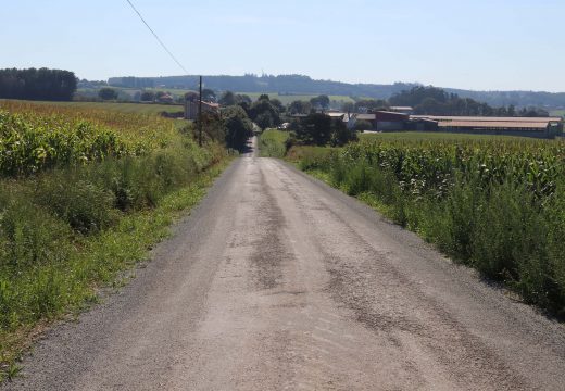 O Concello de Frades inviste 82.000 € no arranxo do camiño Fondevila-Cheda e na mellora dos accesos a O Canedo e Fondevila