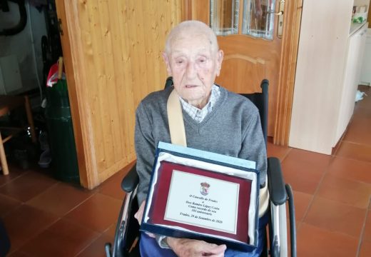 O Concello de Frades homenaxea a Ramiro López Cotón no seu 103 aniversario