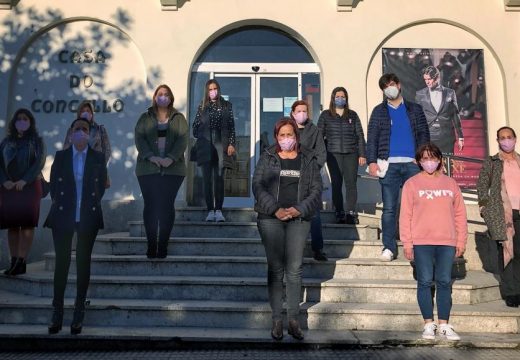 O comercio local de Camariñas recadará fondos para a Asociación Española Contra o Cancro