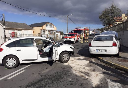 O GES de Brión colabora na atención ás cinco persoas feridas nun accidente de tráfico en Noia