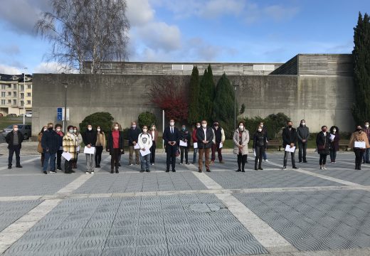 Trenor clausura o obradoiro de emprego da Laracha que formou 20 alumnos en conservación e mellora de montes e en carpintería e moble