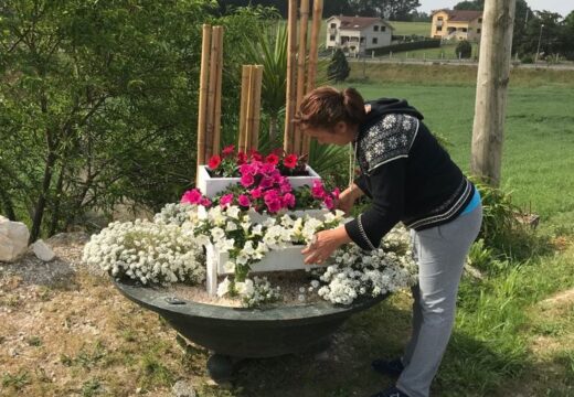 Nova campaña de entrega de vales para padriños e madriñas das xardineiras de Boqueixón