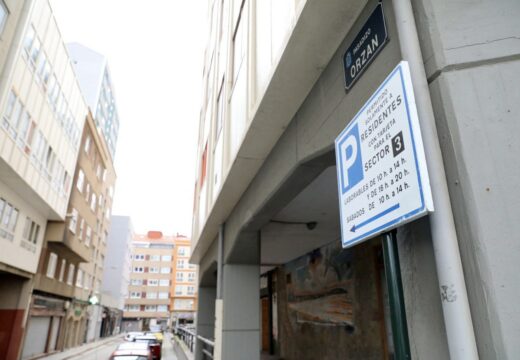 O Concello reorganiza a zona ORA no Ensanche e Pescaría para aumentar as prazas de residentes