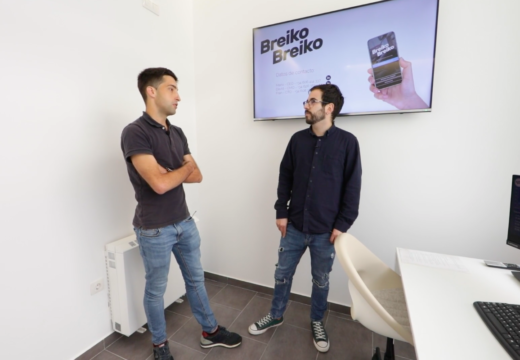 O Concello publica a 5ª entrega de ‘Eu Son Camariñas’ con Fran Pais Fondo, creador da app ‘Breiko Breiko’