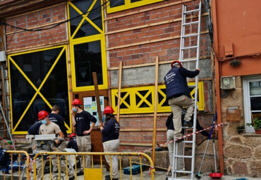 O Concello inicia a renovación da fachada da biblioteca municipal