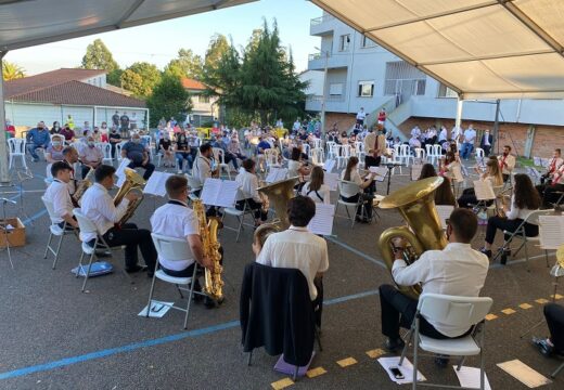 O Festival de Bandas de Touro cumple a maioría de idade co protagonismo da Banda Escola de Música de Visantoña e da Banda de Música Isabel II de Touro