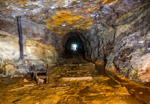 Outros catro días para facer unha viaxe ao interior da Terra