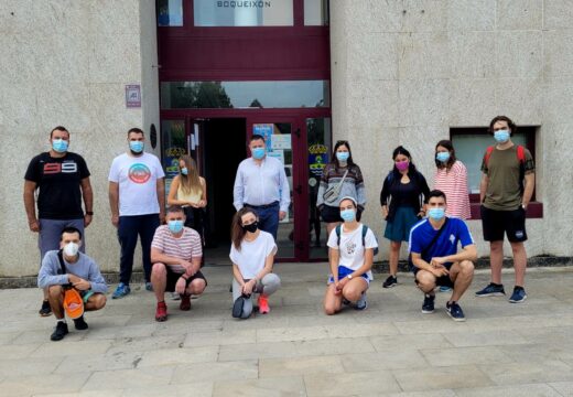 Mozos e mozas de España participan no campo de voluntariado “Camiño cara a natureza” en Boqueixón