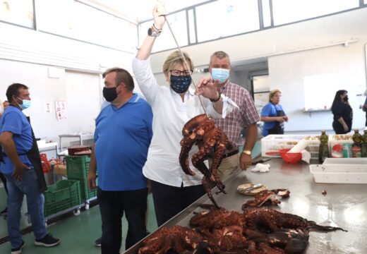 A Xunta enxalza o traballo do sector para poñer en valor e difundir a calidade dos productos do mar capturados pola frota artesanal