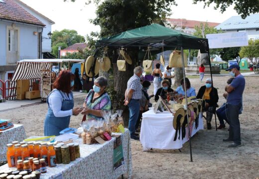 Gran participación na terceira edición da Feira da Carballeira de Brión