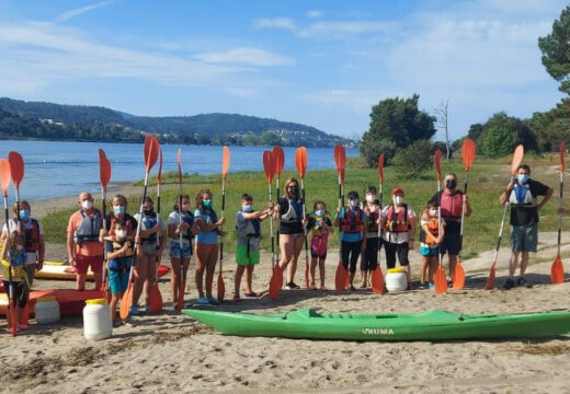 Un total de 55 veciños e veciñas de Frades participan nunha excursión a Portugal