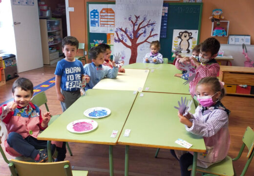 Os meniños e meniñas da unitaria de A Retén participa no obradoiro “Na mestura está a igualdade” do Concello de Padrón