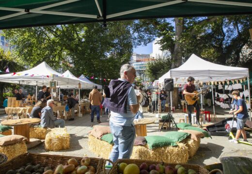 O Concello da Coruña expande o modelo do Mercado Ecolóxico do Campo da Leña aos barrios da cidade