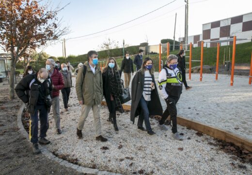 O Concello amplía as instalacións deportivas dos barrios co novo parque de calistenia do Ventorrillo