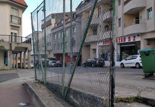 O Concello remata os traballos de colocación de novas mallas na pista de Rabazal