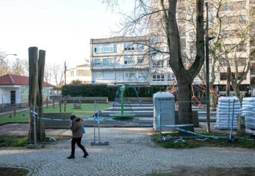 O Concello mellora a accesibilidade do parque infantil de Santa Margarida