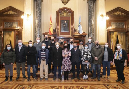 A concelleira Yoya Neira destaca a calidade dos traballos fotográficos seleccionados no Calendario Municipal 2022, premiados hoxe en María Pita