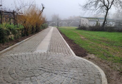 O Concello de Boqueixón inviste 30.000 euros na mellora da accesibilidade á Ruta dos Pescadores a través do Campo do Río de Ponte Ledesma